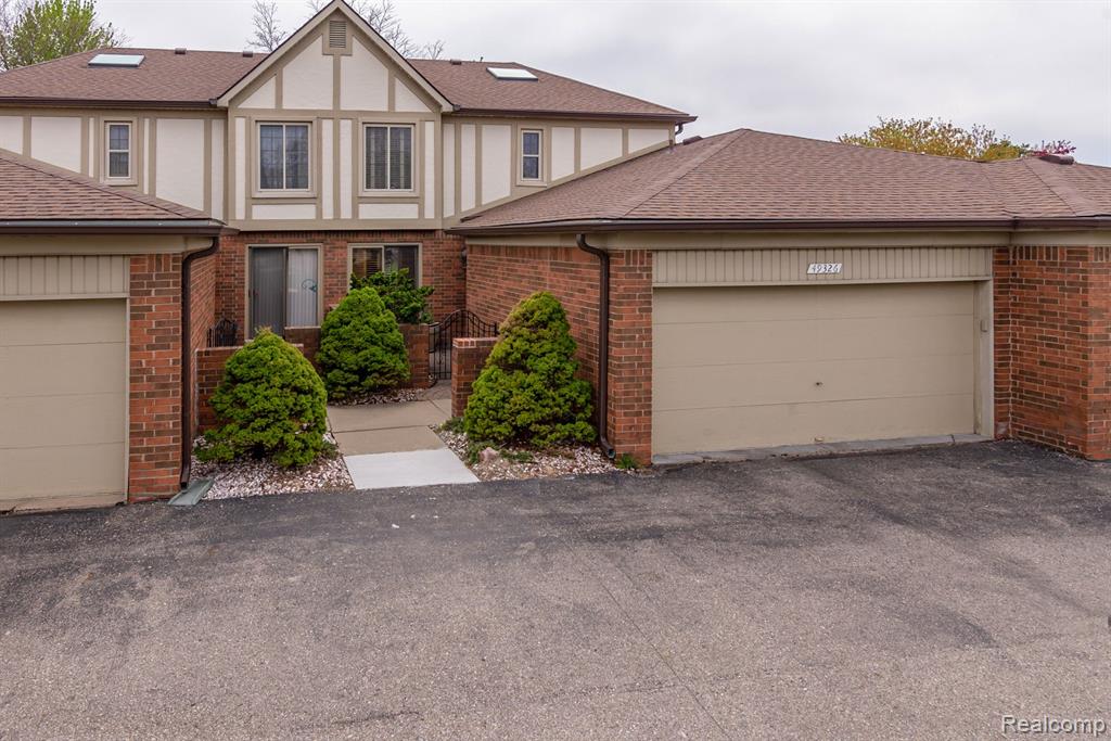 49326 Marquette