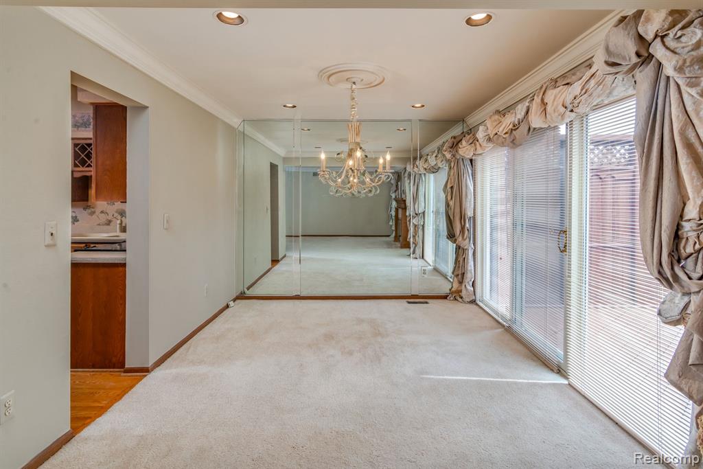 49326 Marquette