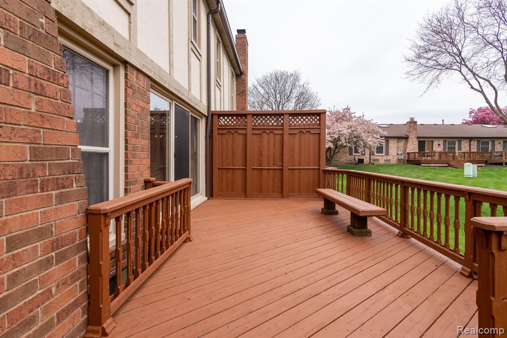 49326 Marquette