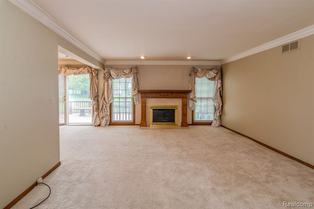 49326 Marquette
