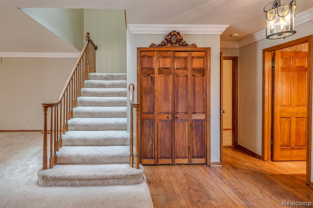 49326 Marquette