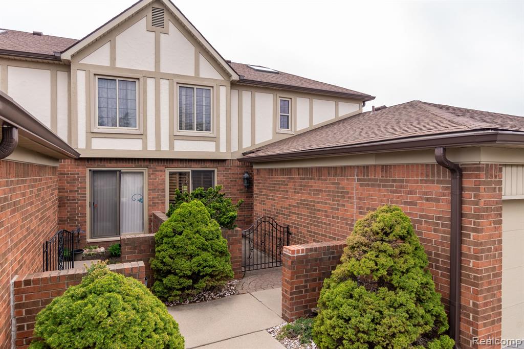 49326 Marquette