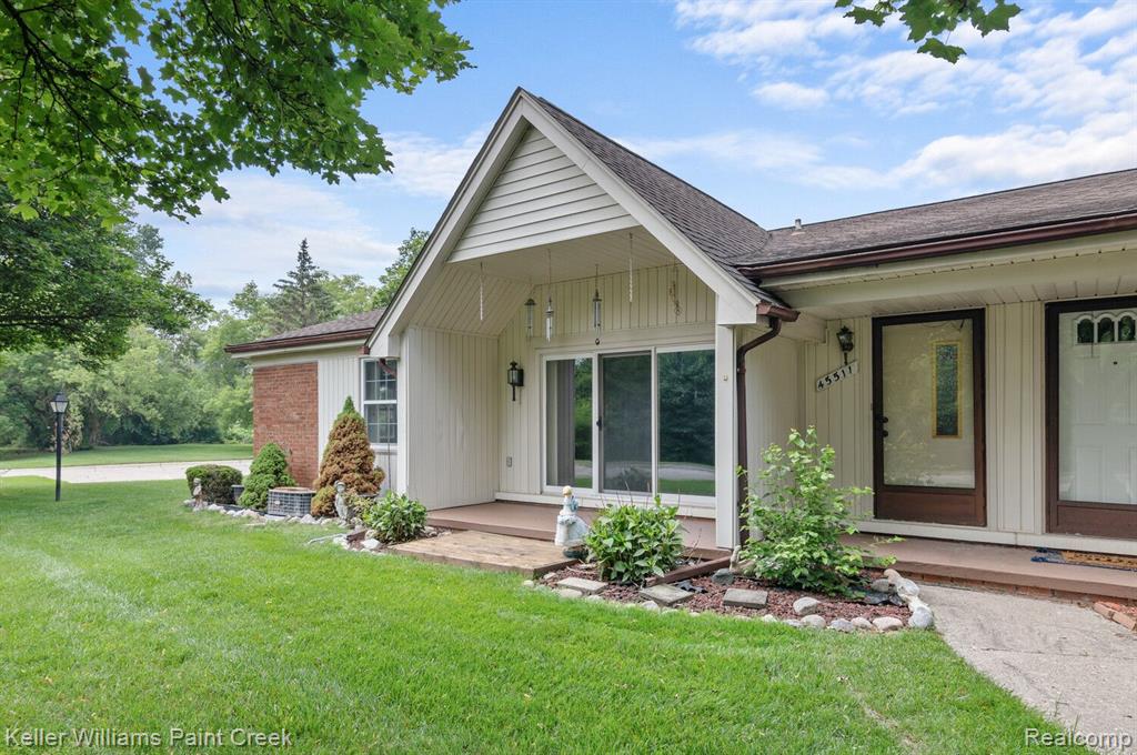 45511 Ledgewood Street