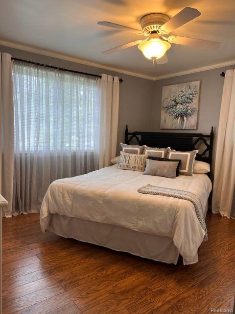 7990 Meadowview Court