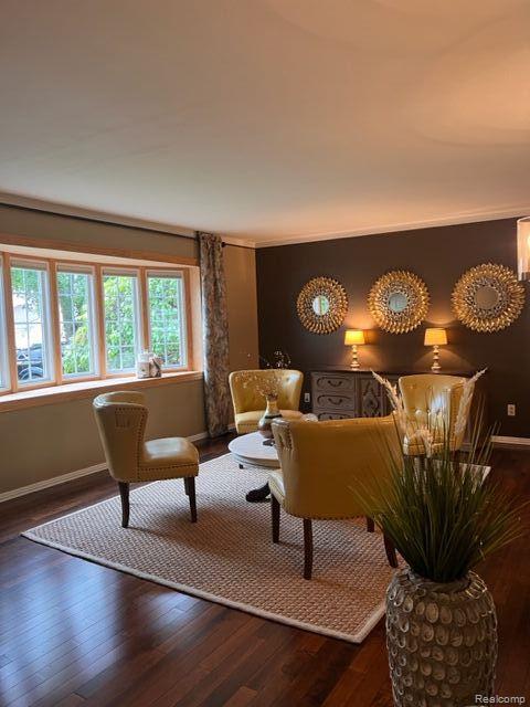 7990 Meadowview Court