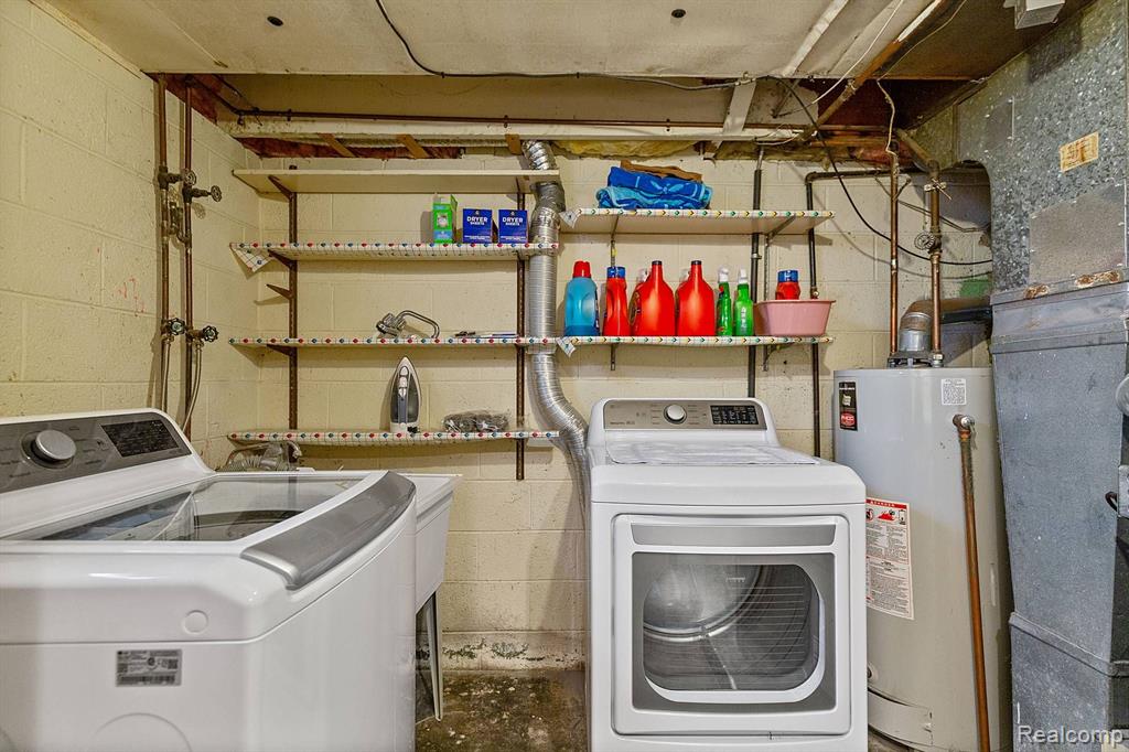 22760 Linwood Avenue