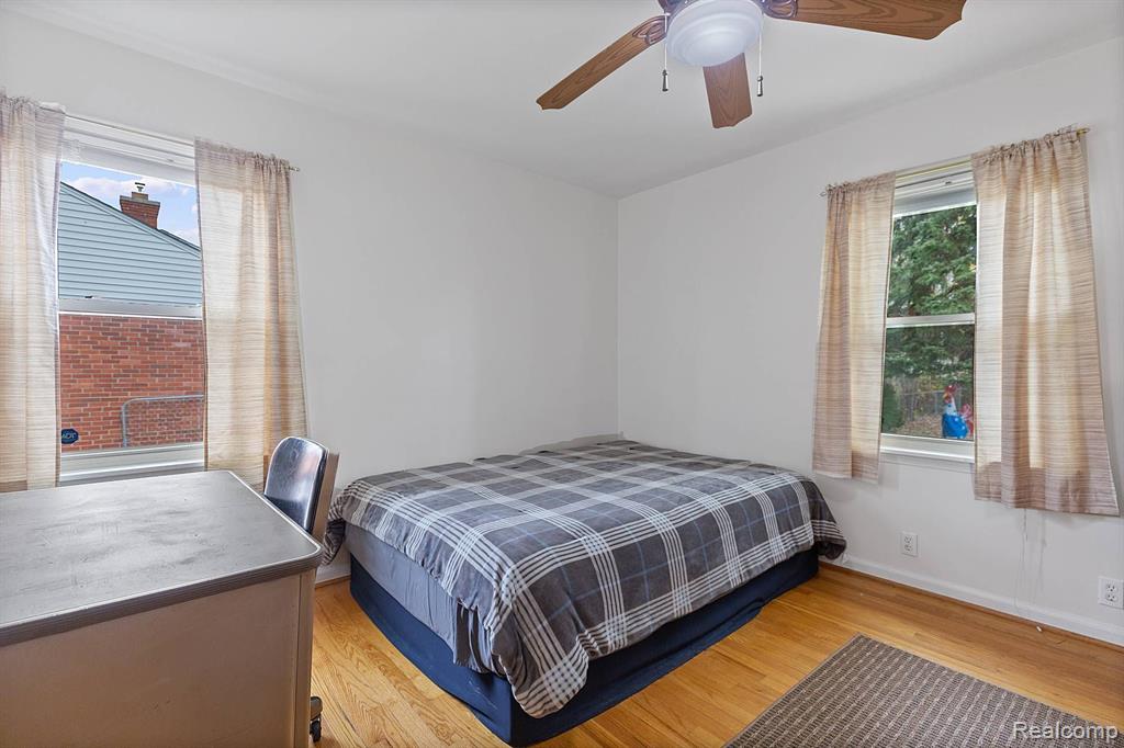 22760 Linwood Avenue