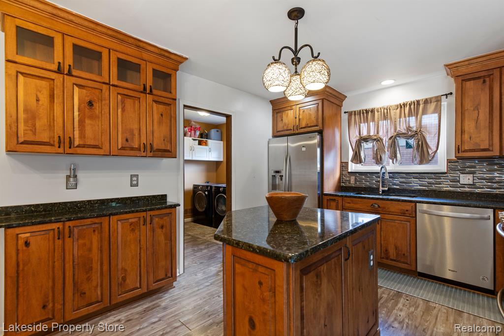 15720 Jennifer Drive