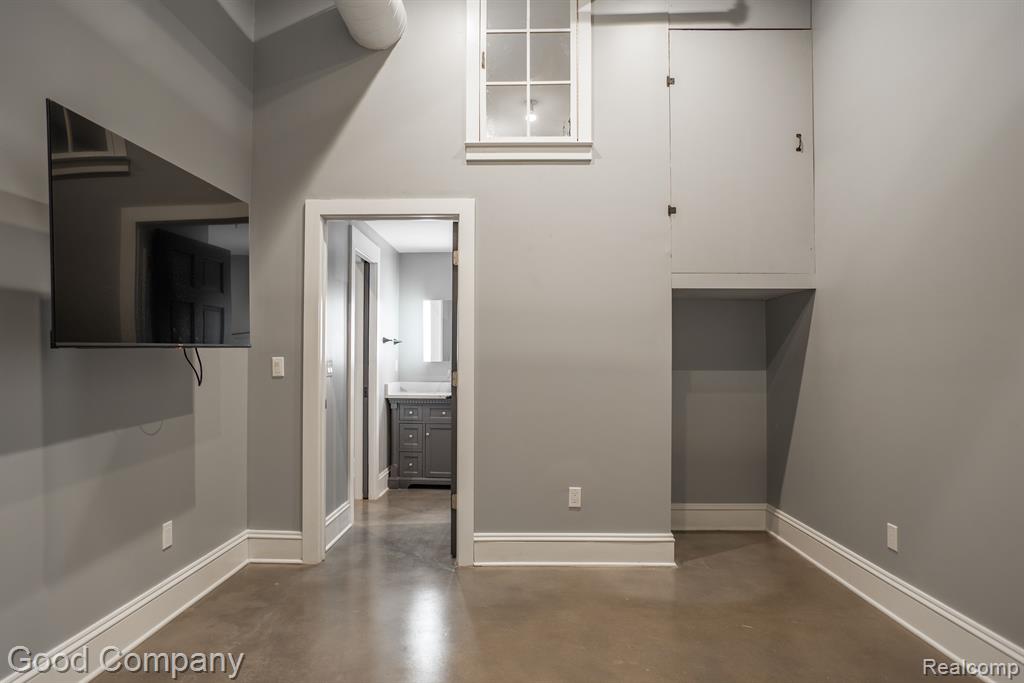 2987 Franklin Street # 3C