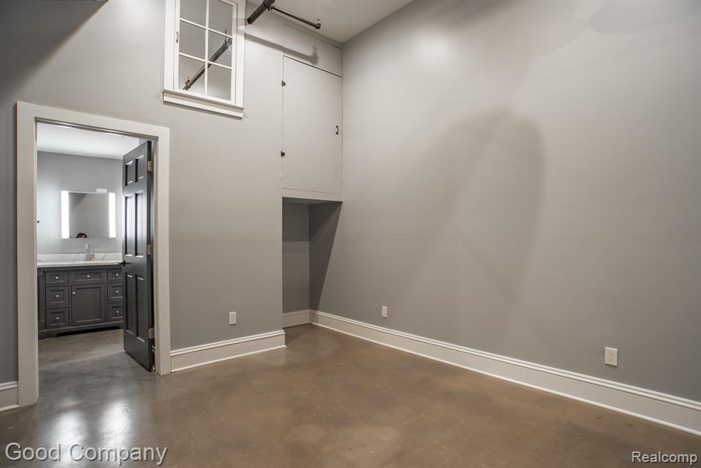 2987 Franklin Street # 3C