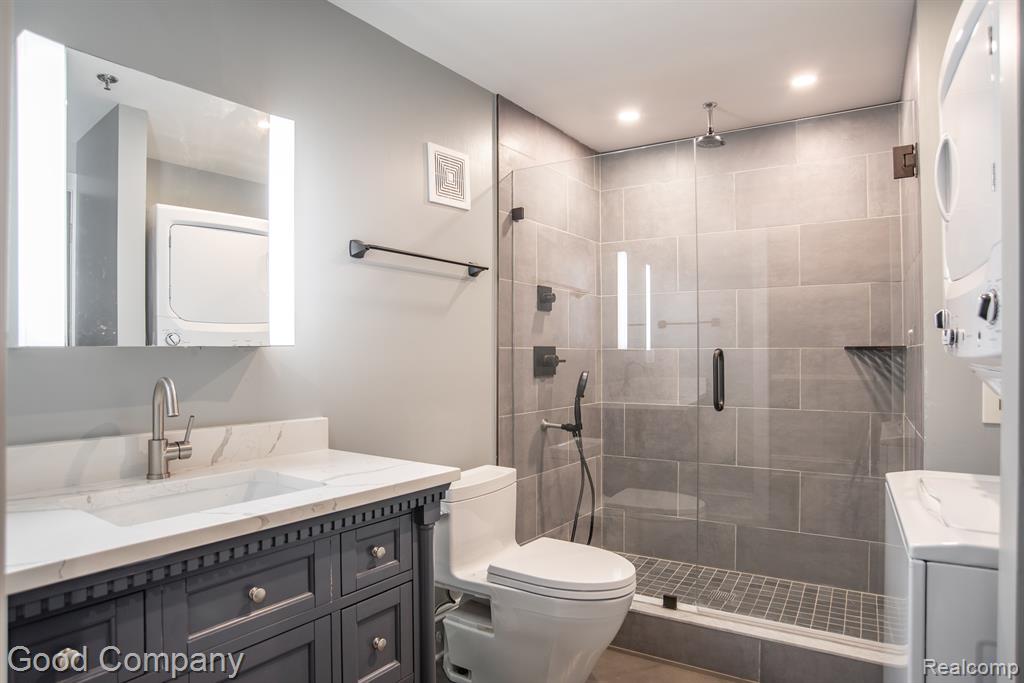 2987 Franklin Street # 3C