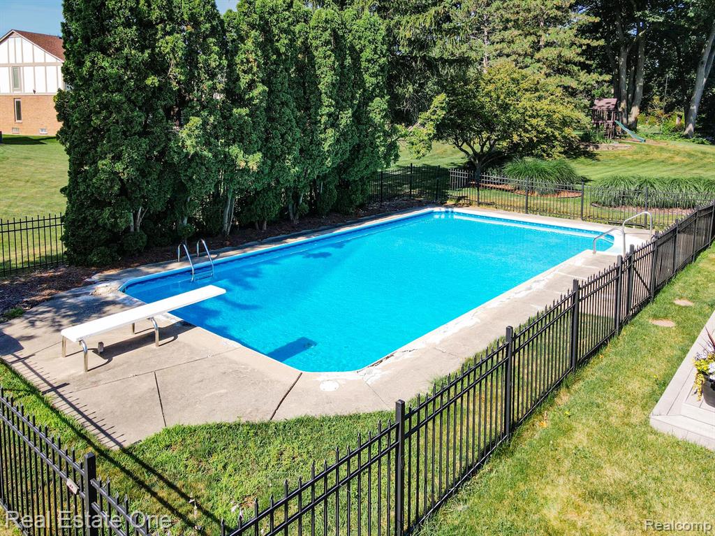 3377 Charlwood Drive