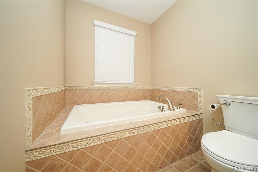 26122 Joanne Smith Lane