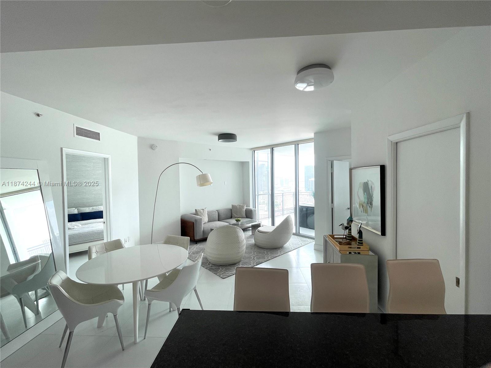 350 S Miami Ave Unit: 4003