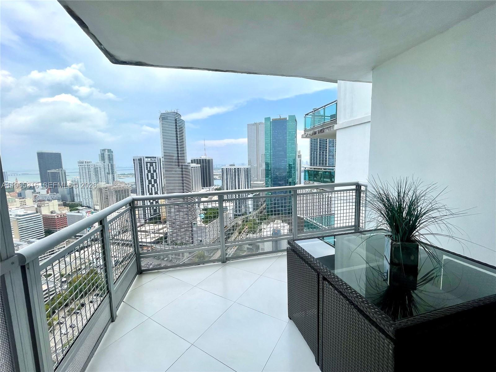 350 S Miami Ave Unit: 4003