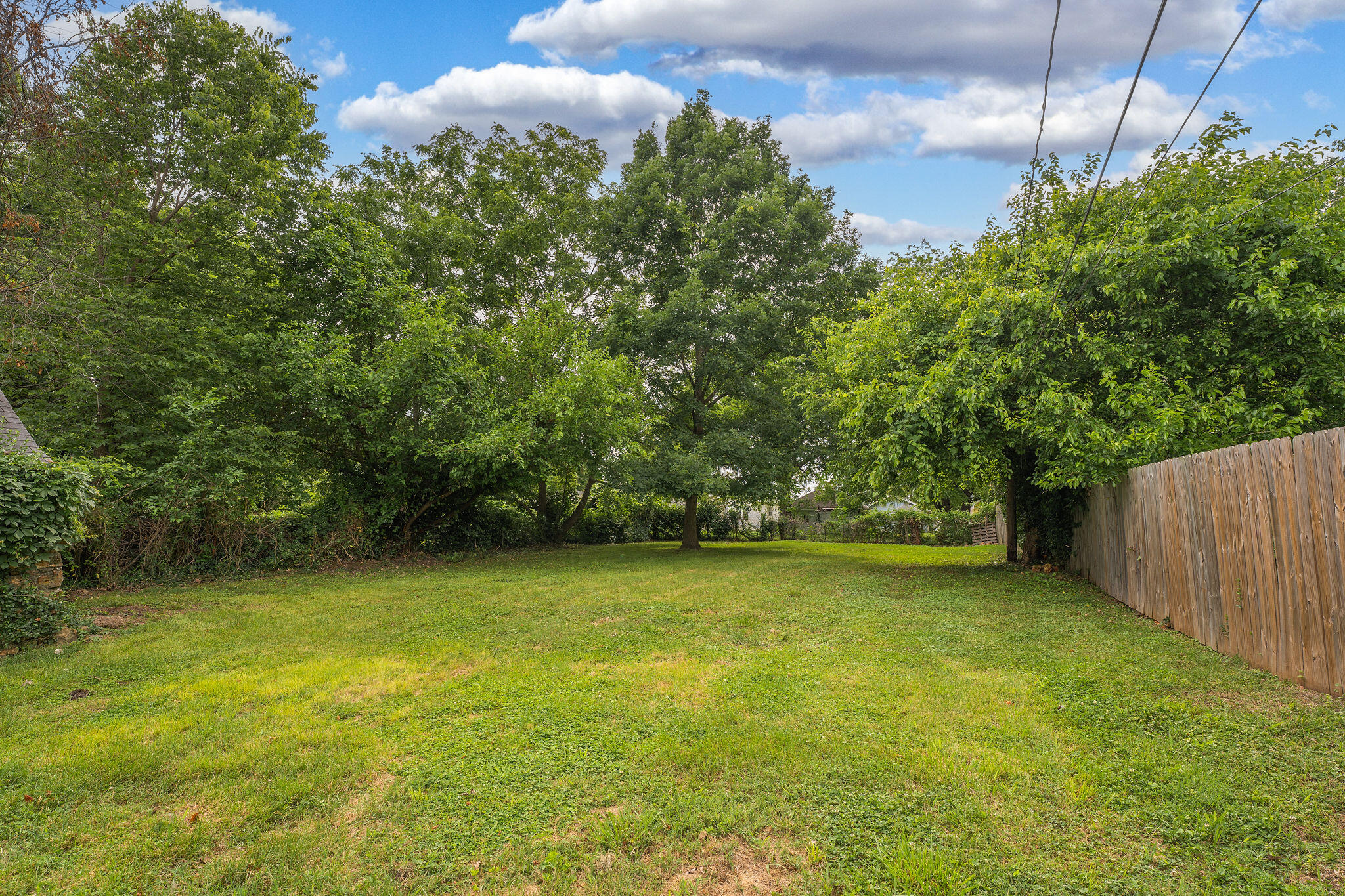 1121 N Prospect Avenue