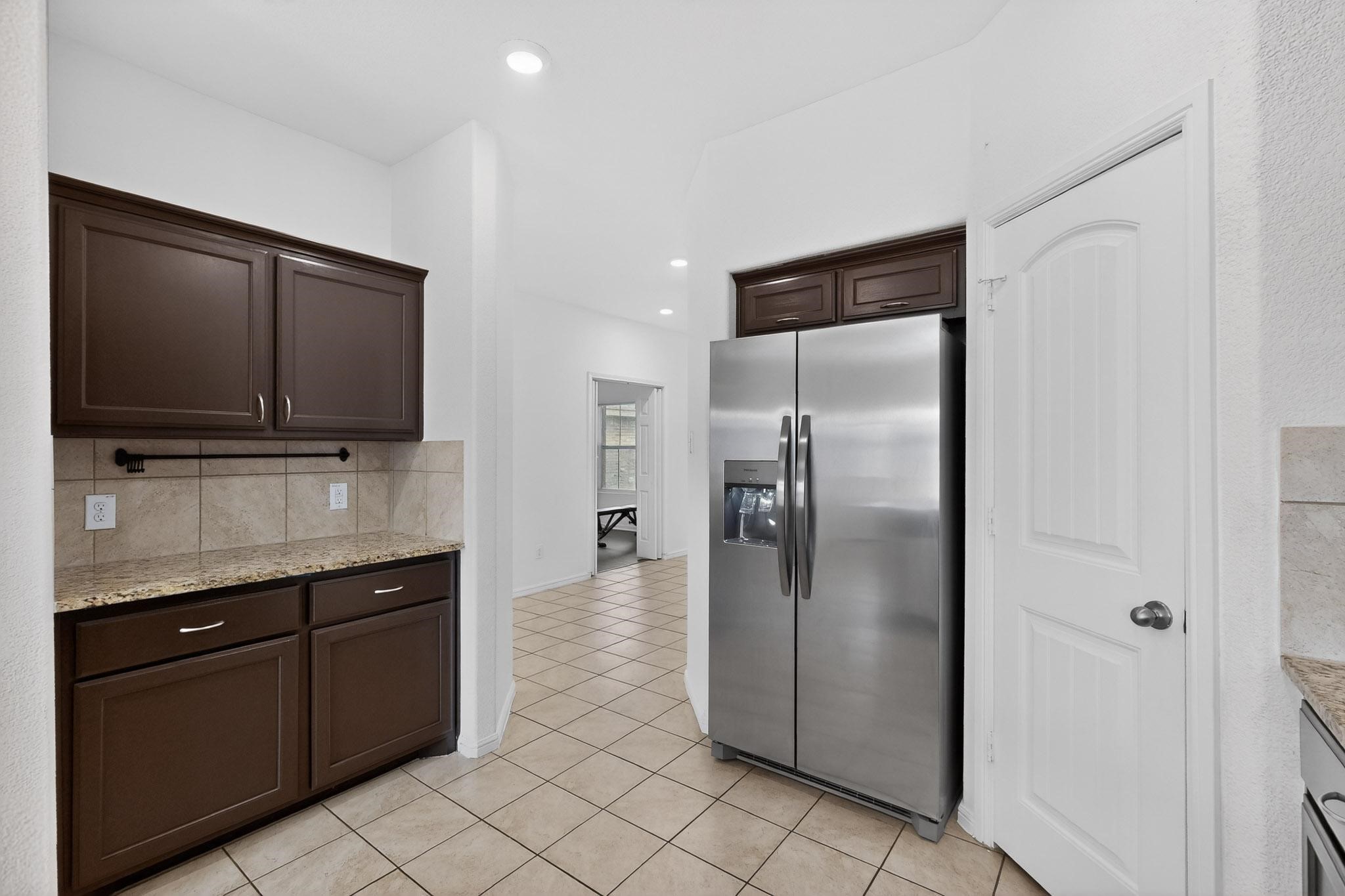 6920 Tide Lane