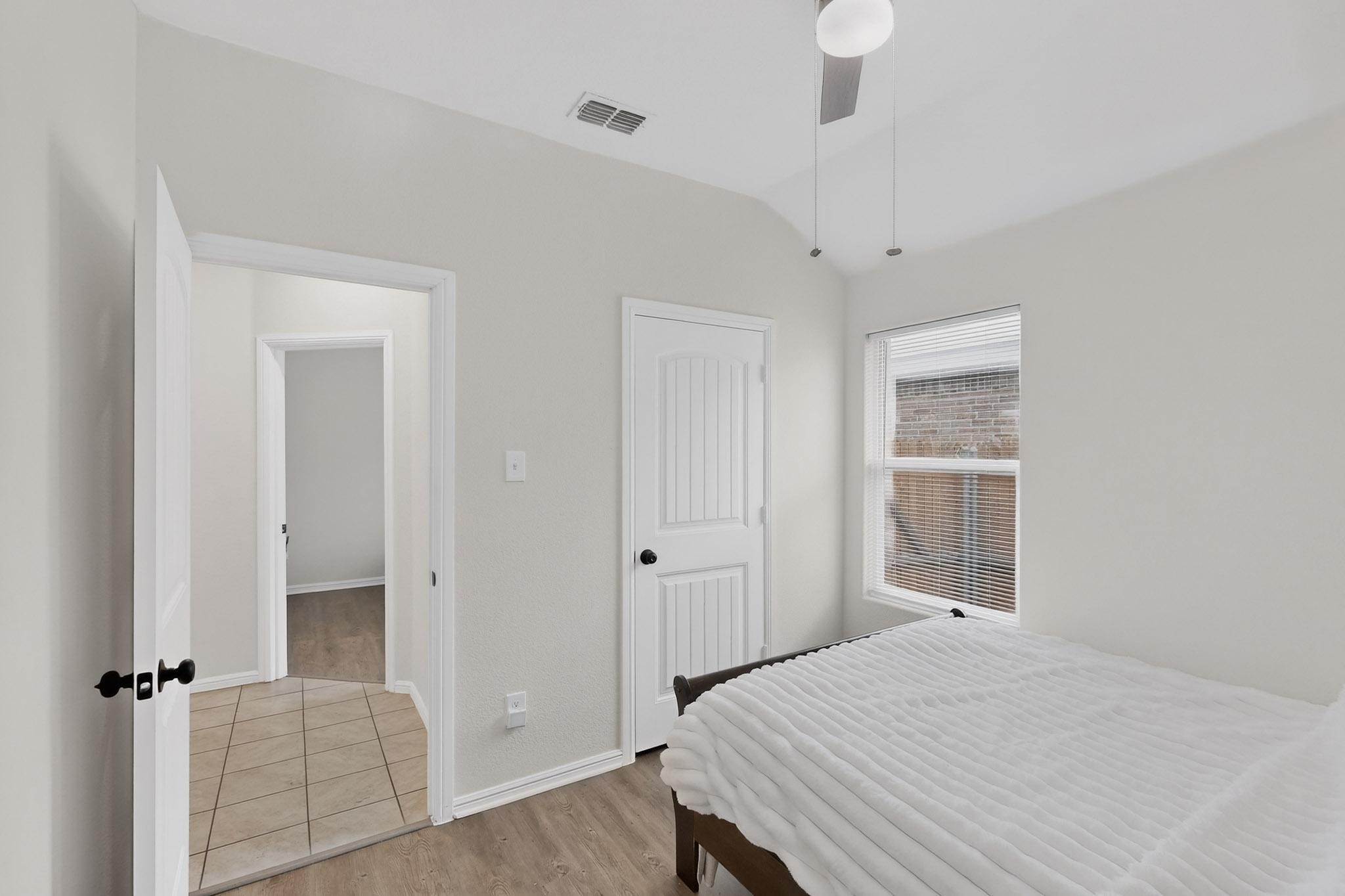 6920 Tide Lane