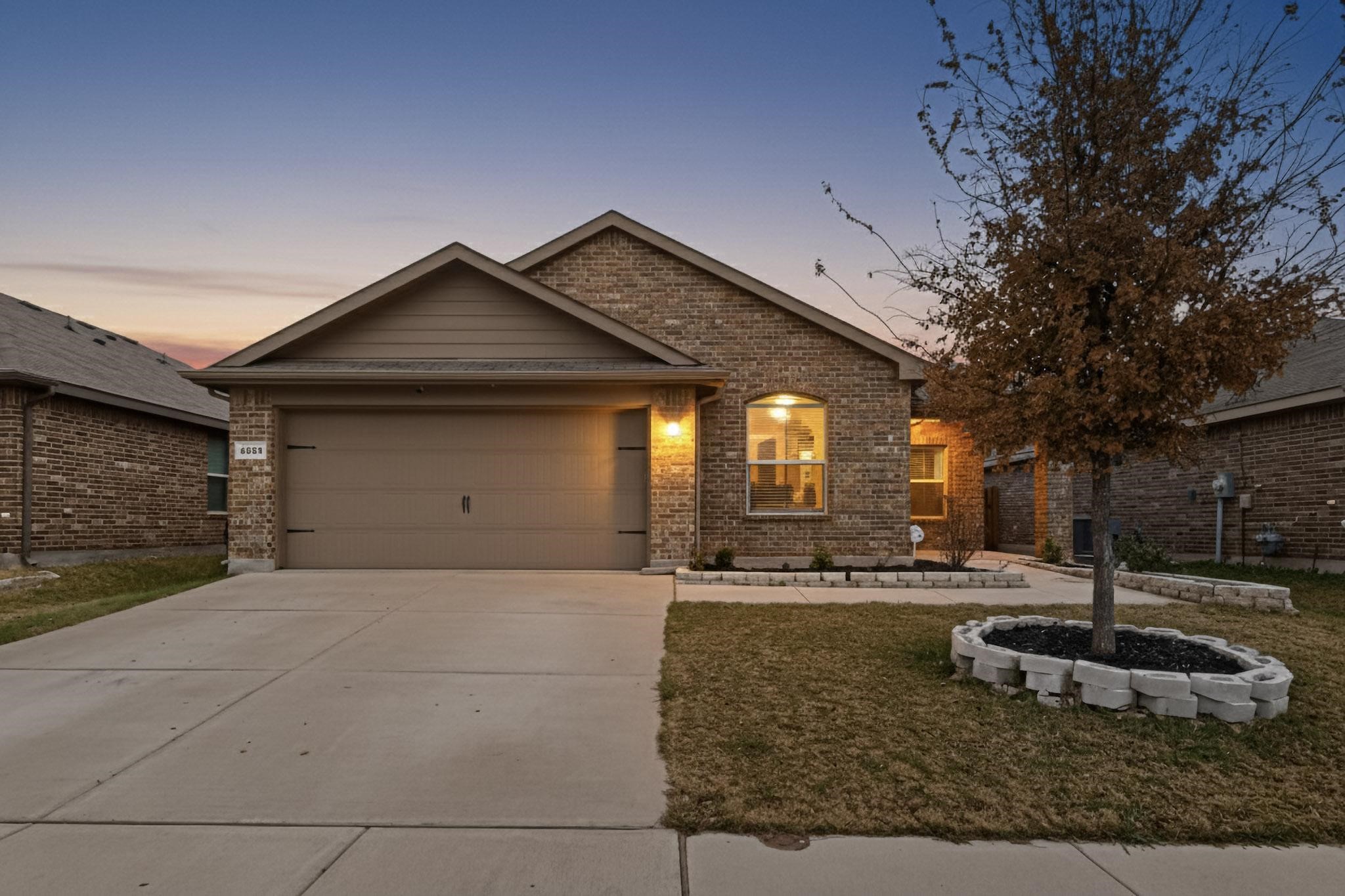 6920 Tide Lane