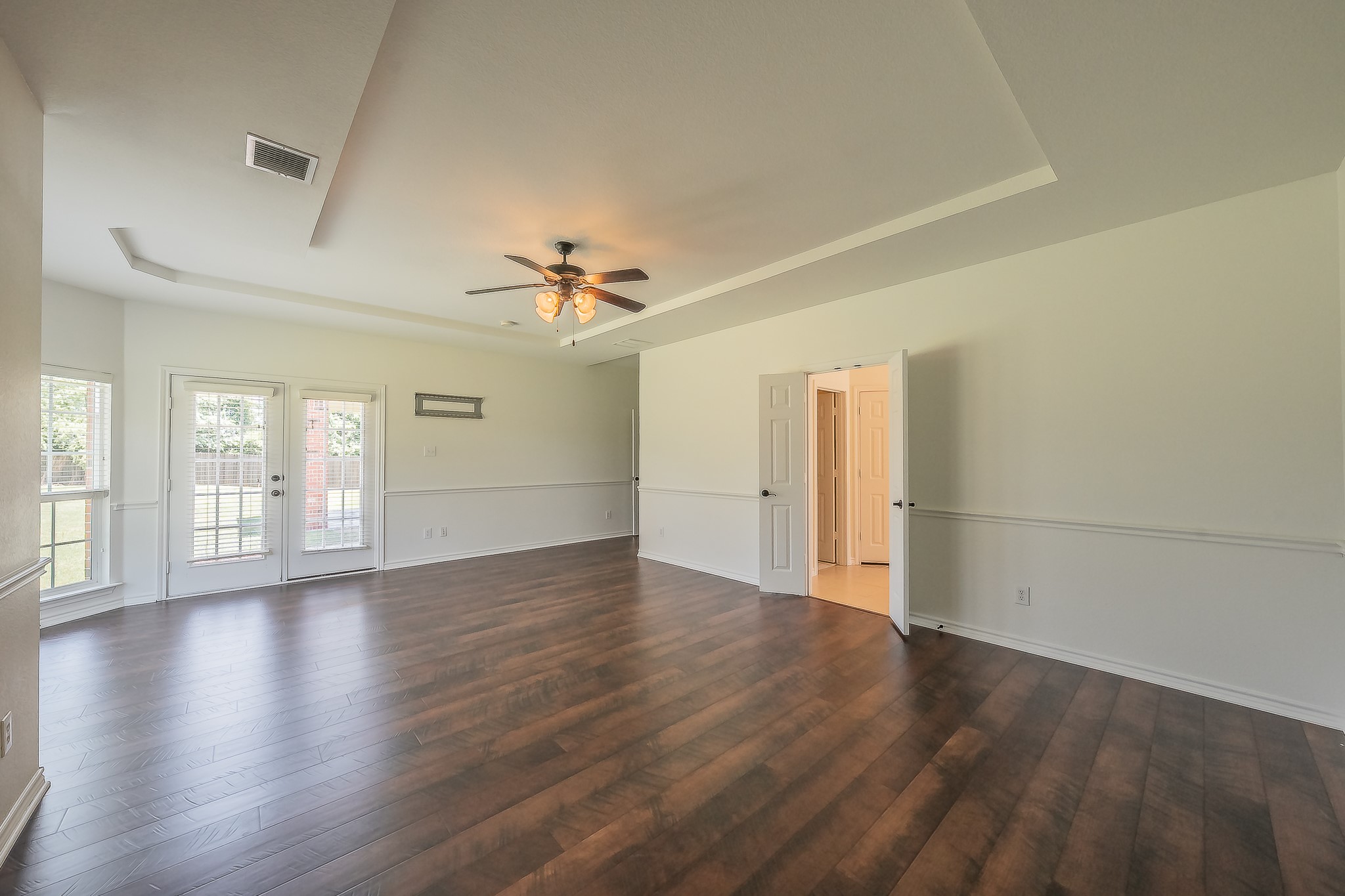 800 Oriole Drive