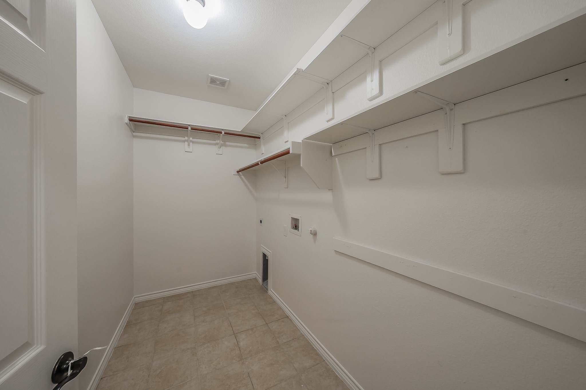 800 Oriole Drive