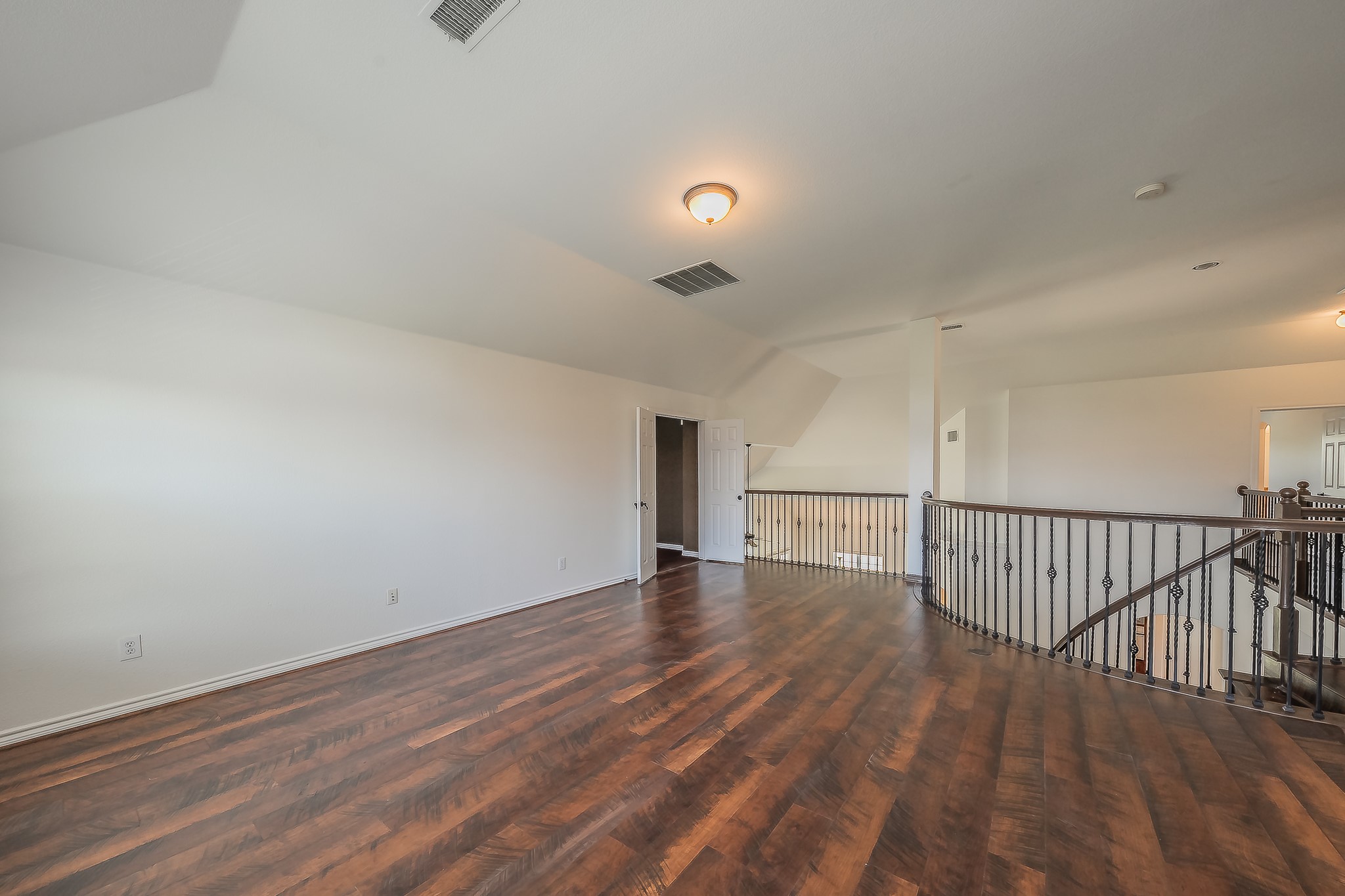 800 Oriole Drive