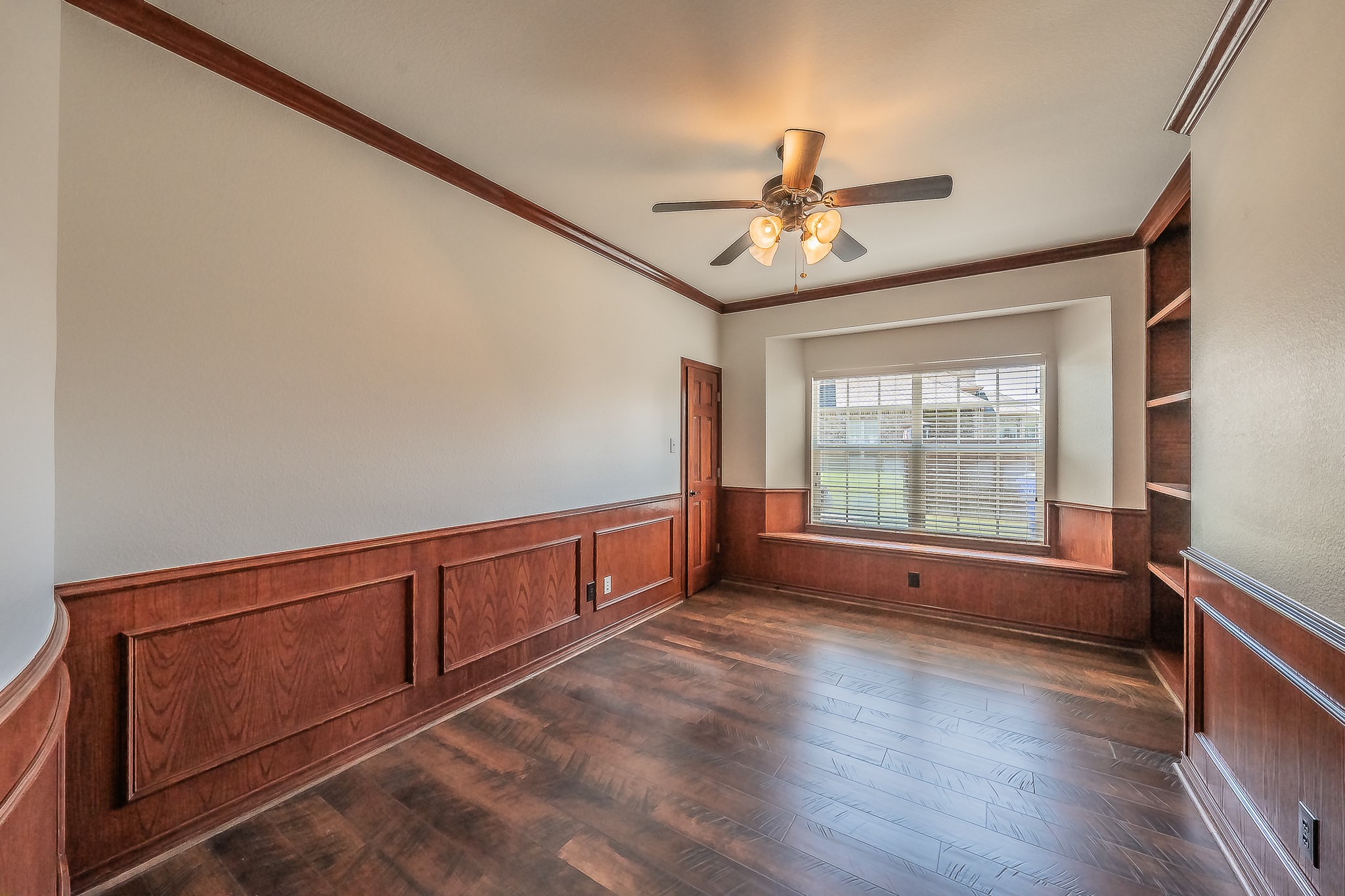 800 Oriole Drive