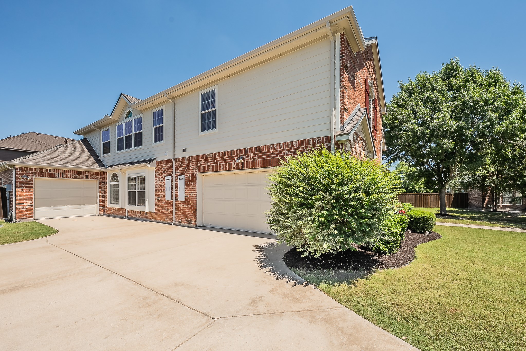 800 Oriole Drive