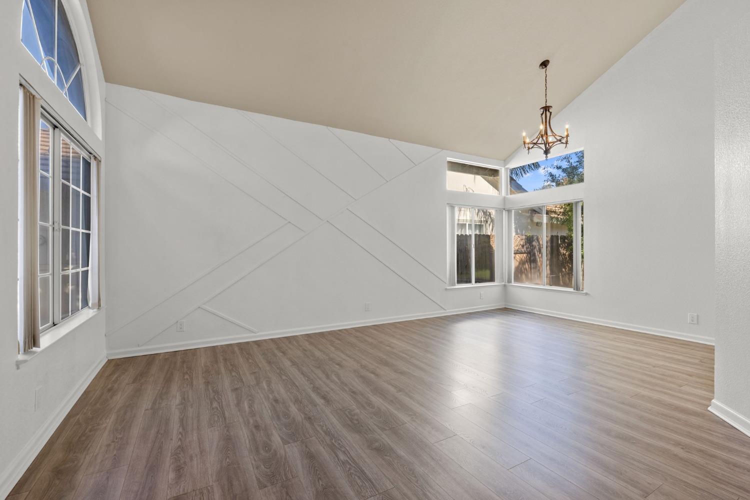 4709 bruma Court