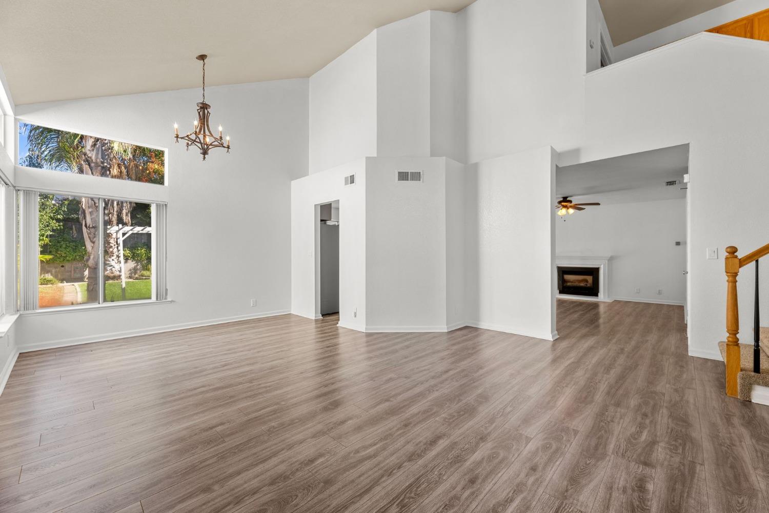4709 bruma Court