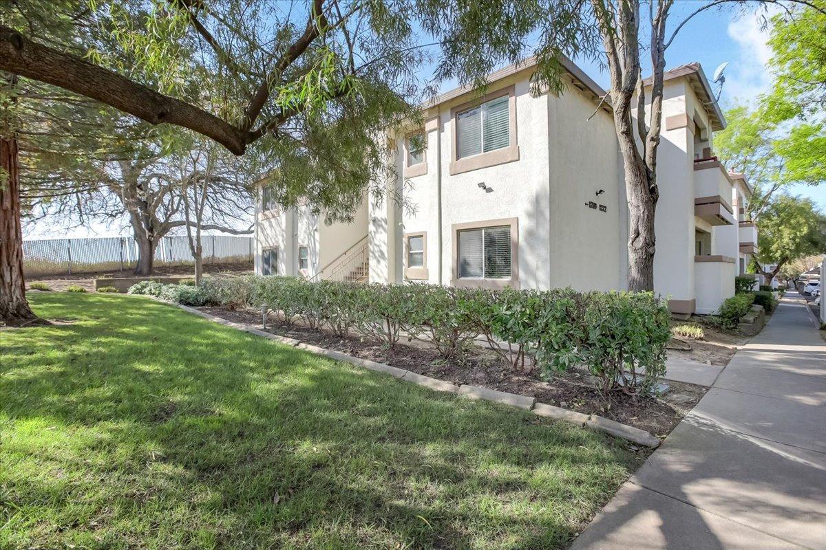 8020 Walerga Road 1271