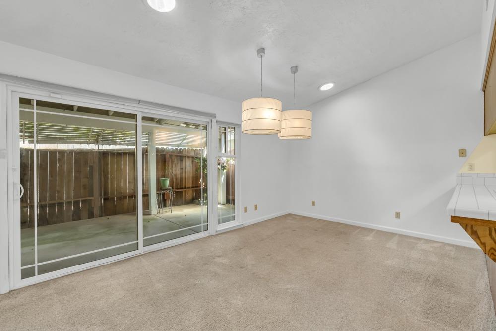 305 Rivertree Way