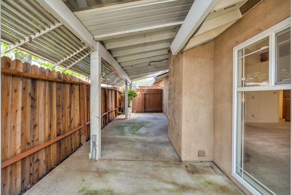 305 Rivertree Way