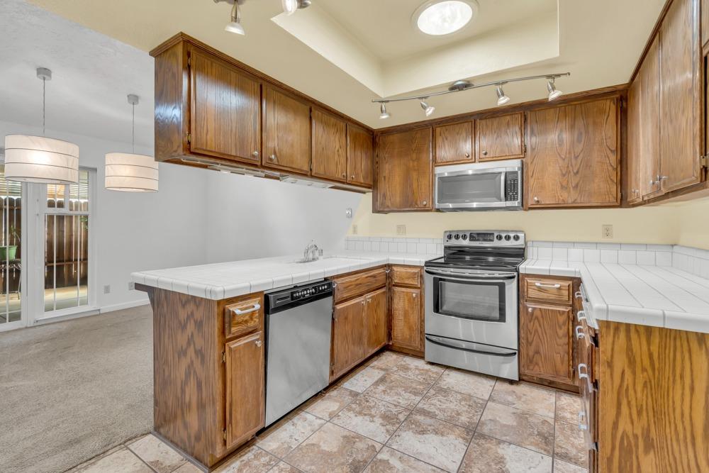 305 Rivertree Way