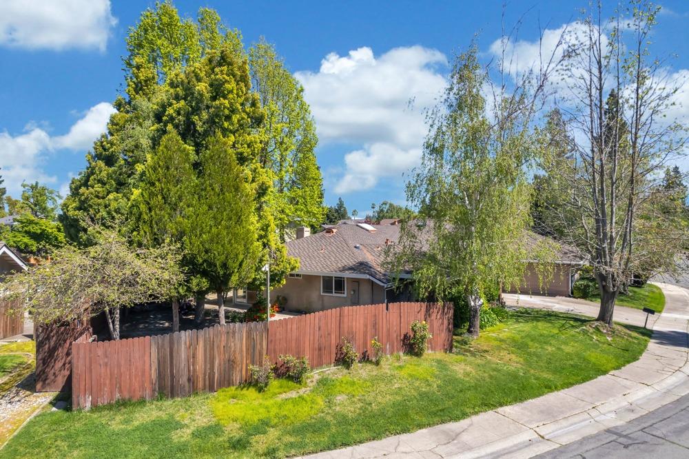 305 Rivertree Way