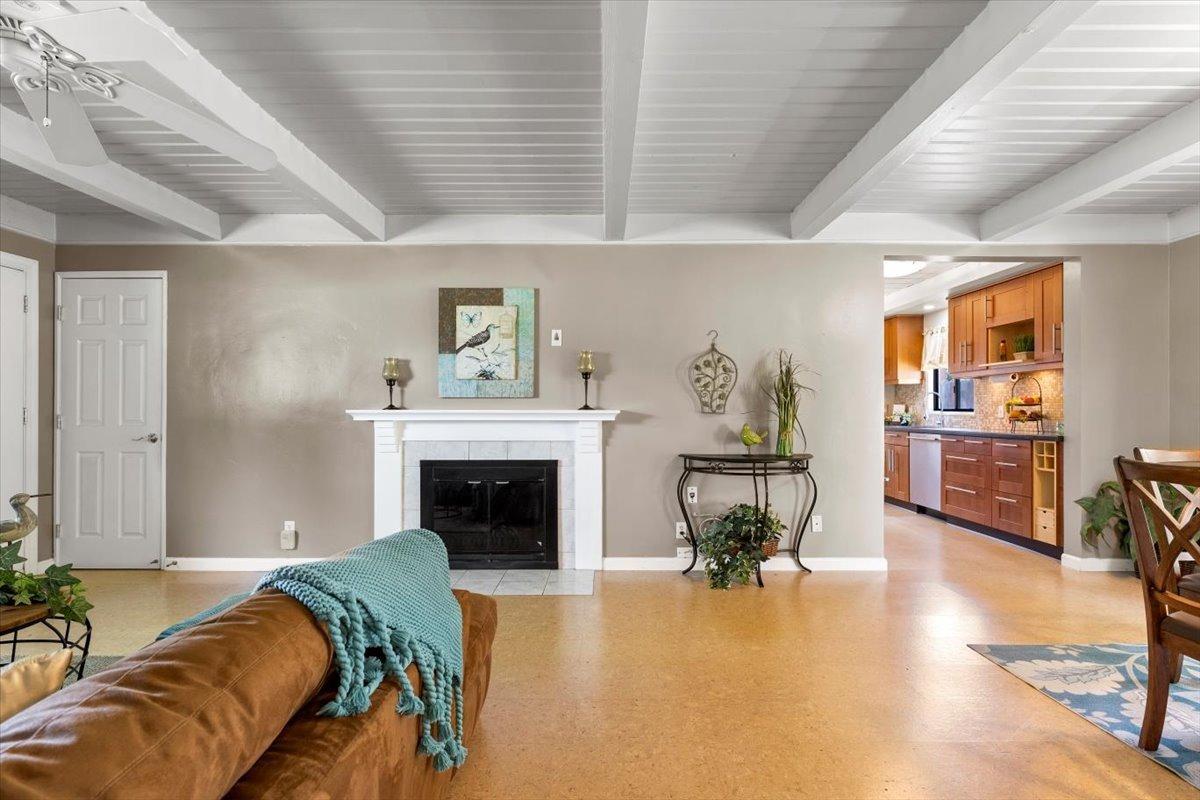 2105 Cortez Lane