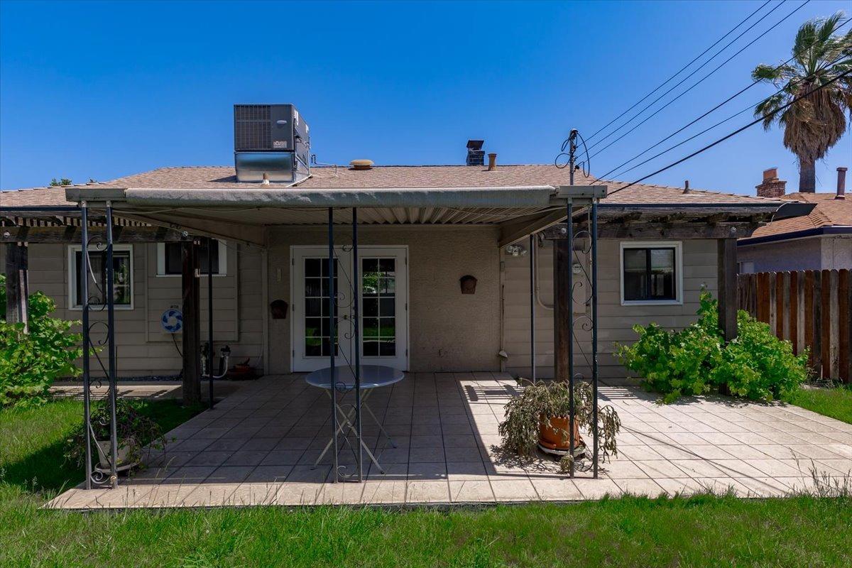 2105 Cortez Lane
