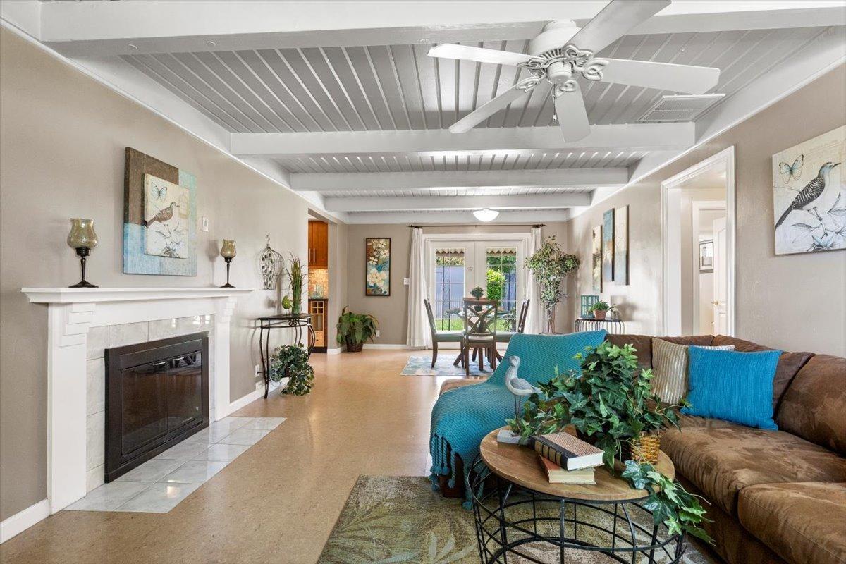 2105 Cortez Lane