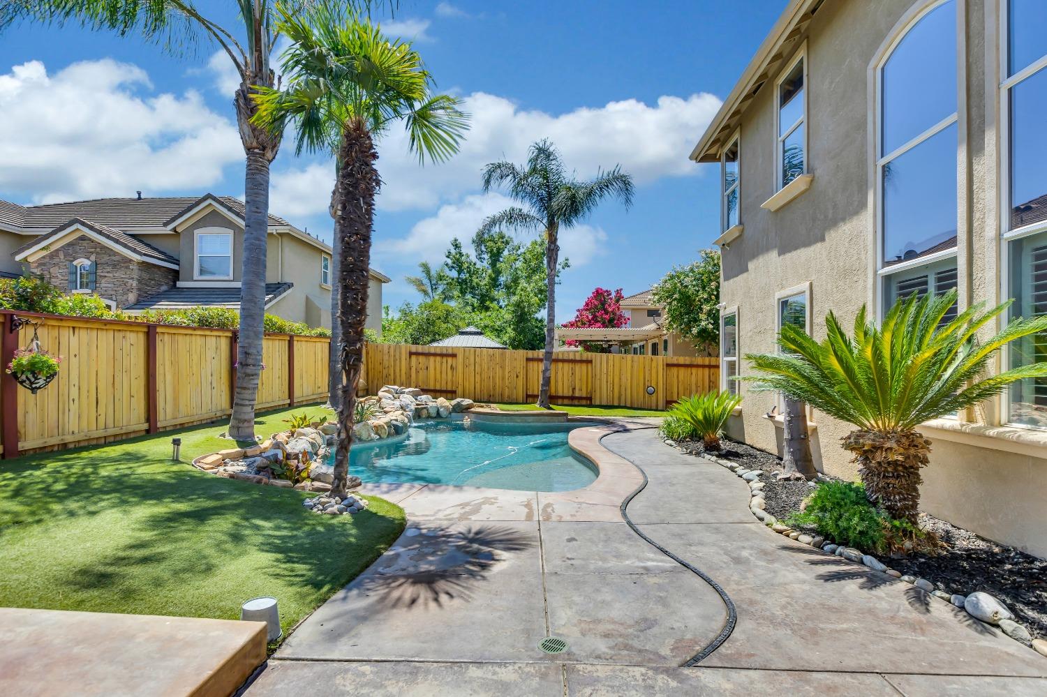 5108 Archcrest Way