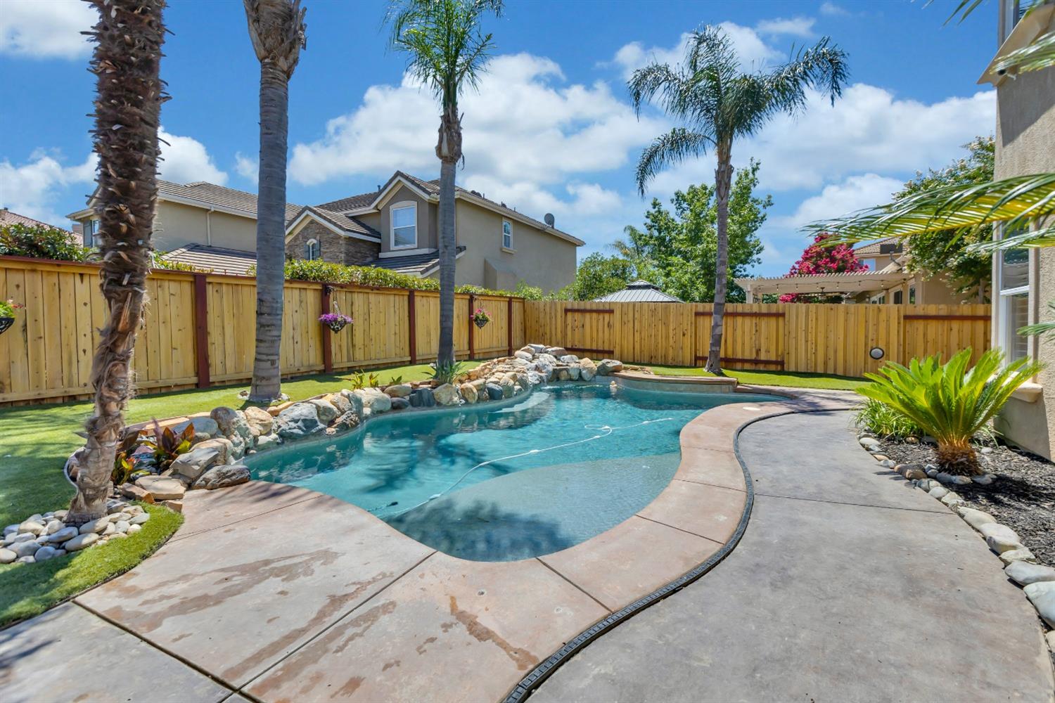 5108 Archcrest Way