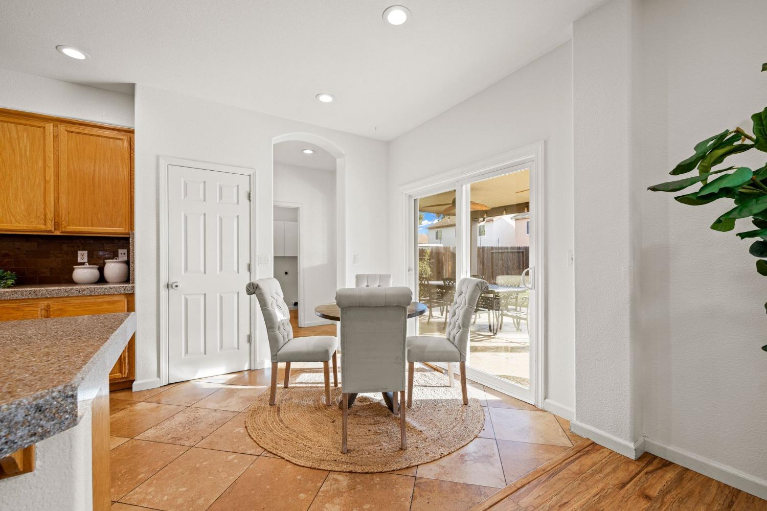 6 Lylewood