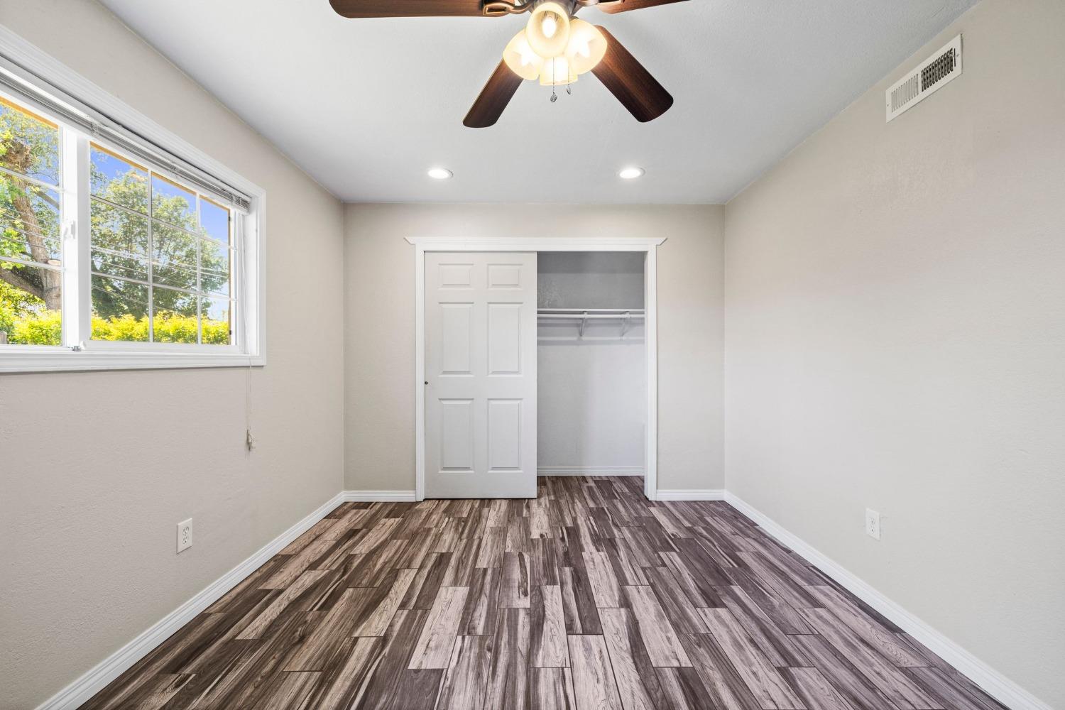 2142 Kirk Way