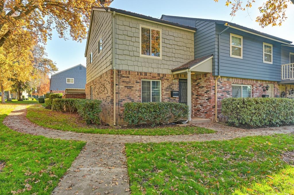 5227 Gibbons Drive
