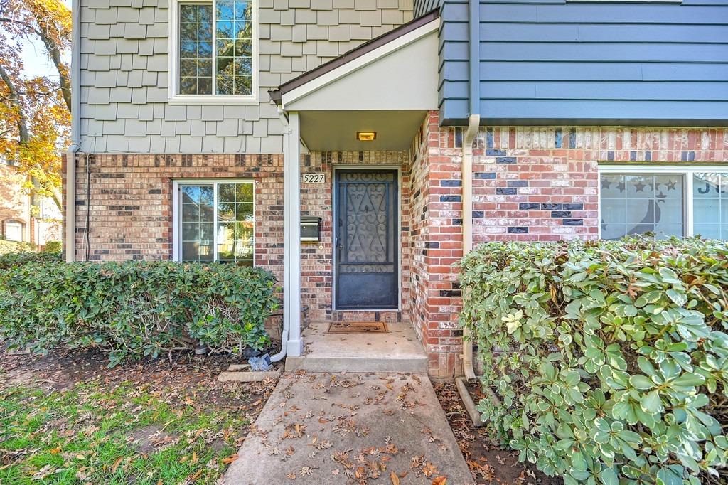 5227 Gibbons Drive