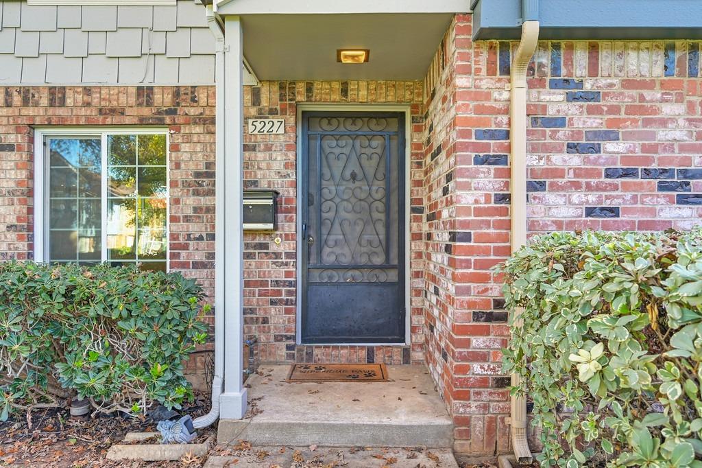5227 Gibbons Drive