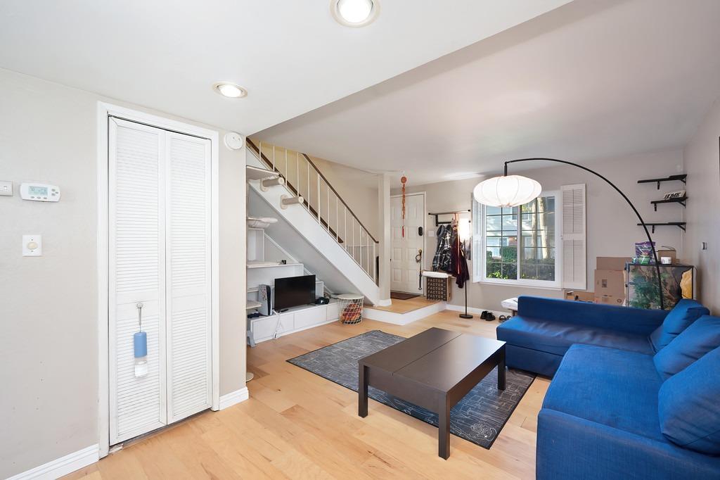 5227 Gibbons Drive