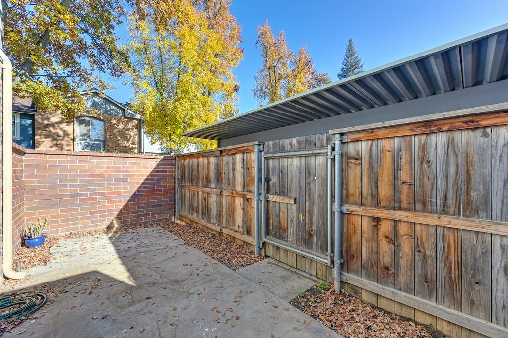 5227 Gibbons Drive