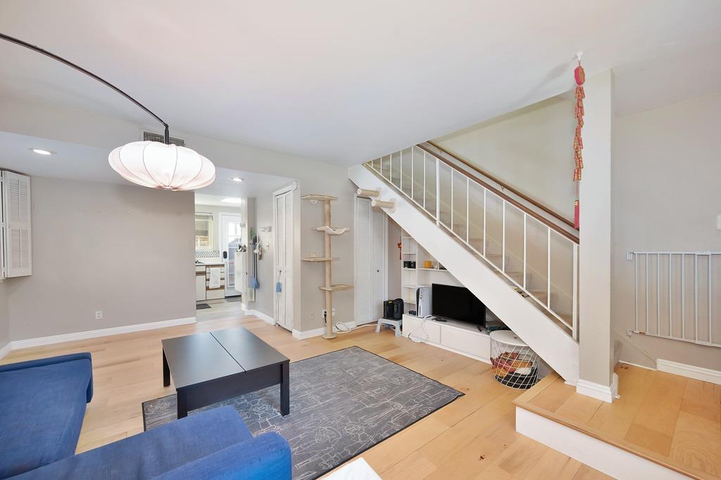 5227 Gibbons Drive