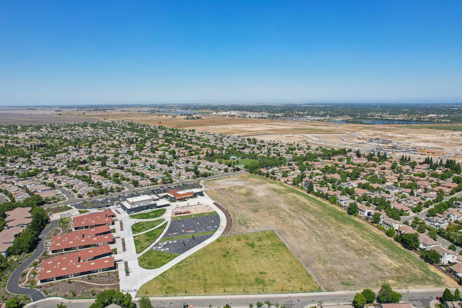 1707 Danbrook Drive