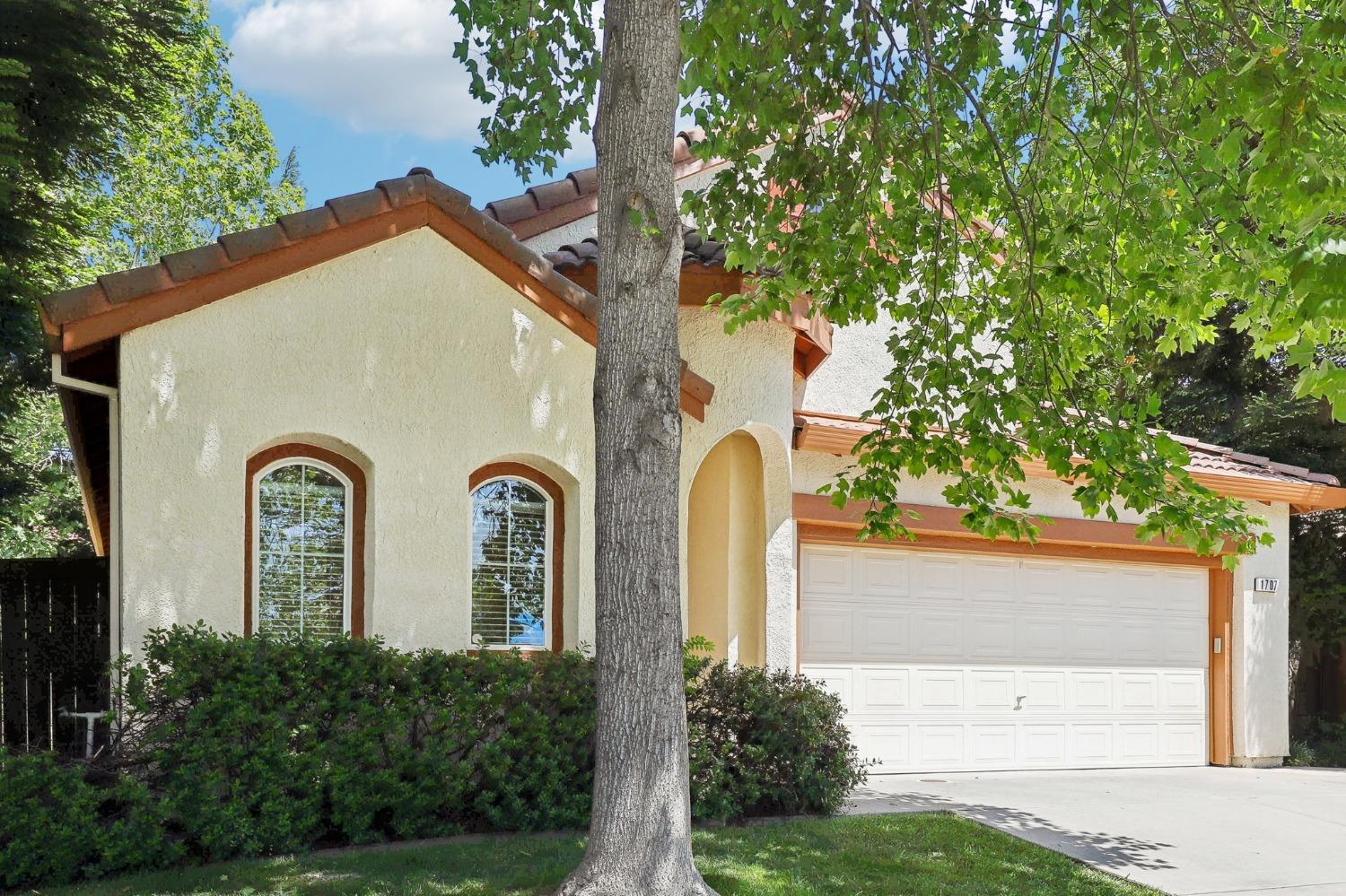 1707 Danbrook Drive